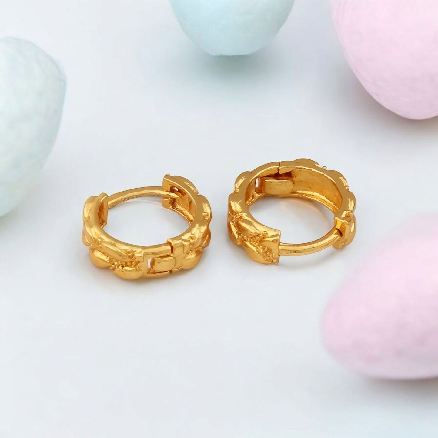 Gold-Plated Leaf Design Hoop Earrings for Women – Stylish Daily Wear Jewelry