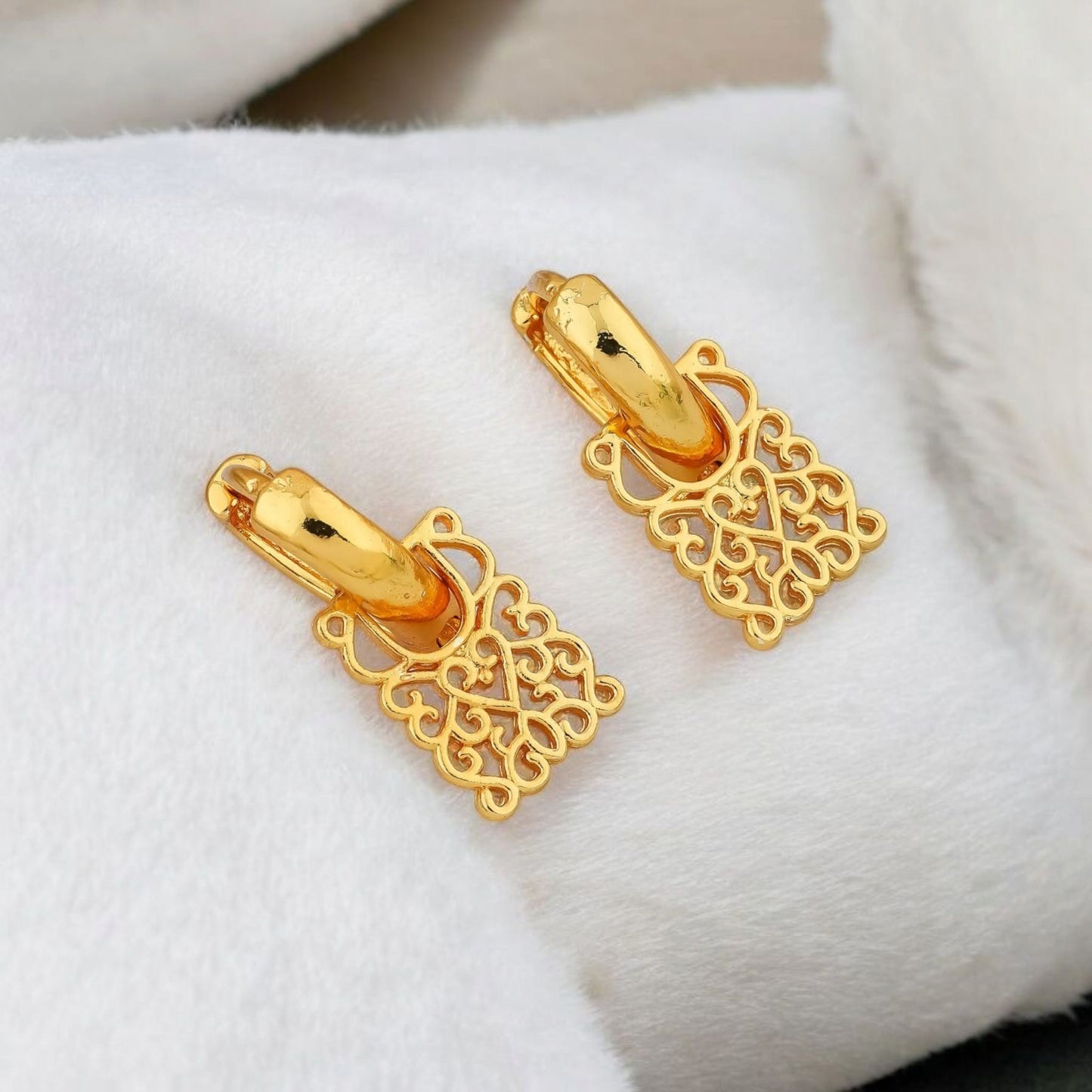 Gold-Plated Leaf Design Hoop Earrings for Women – Stylish Daily Wear Jewelry