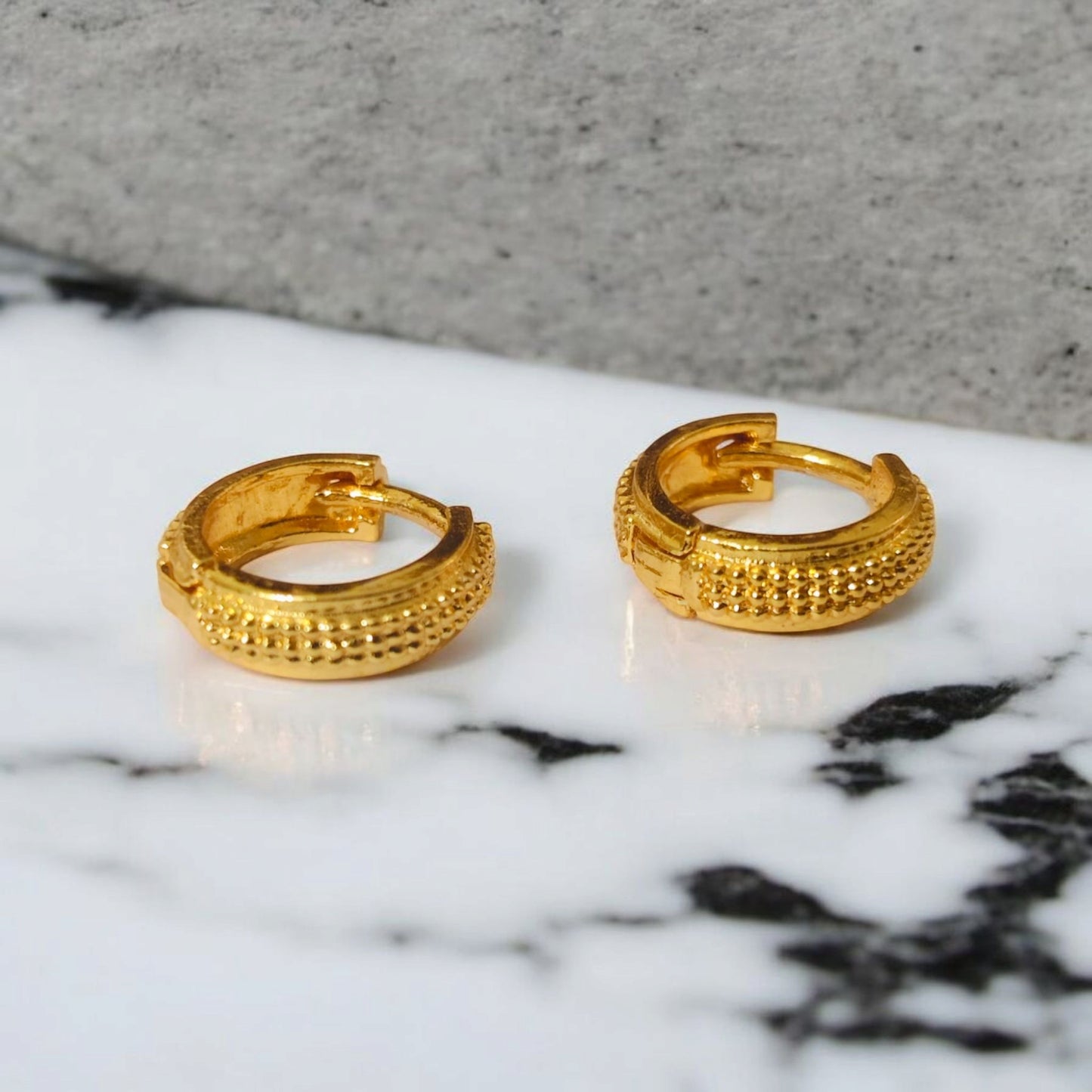 Gold-Plated Leaf Design Hoop Earrings for Women – Stylish Daily Wear Jewelry