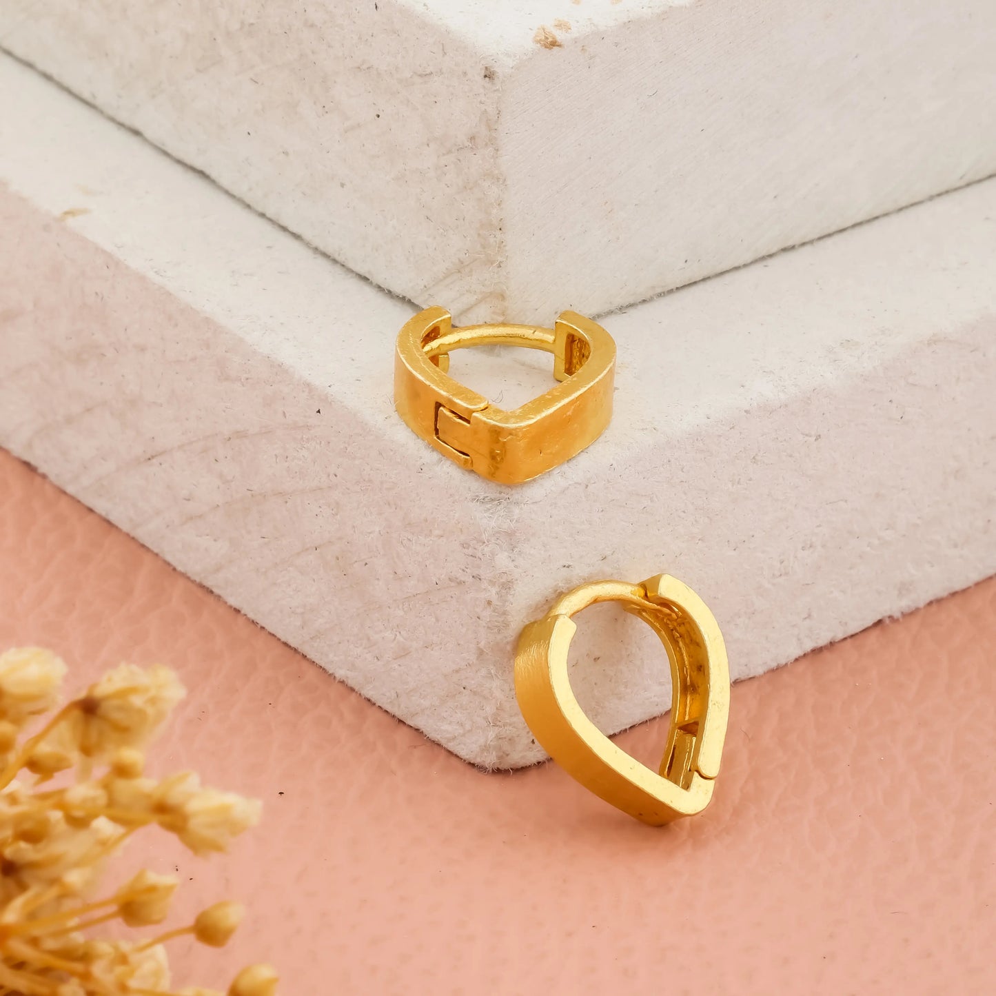 Gold-Plated Leaf Design Hoop Earrings for Women – Stylish Daily Wear Jewelry