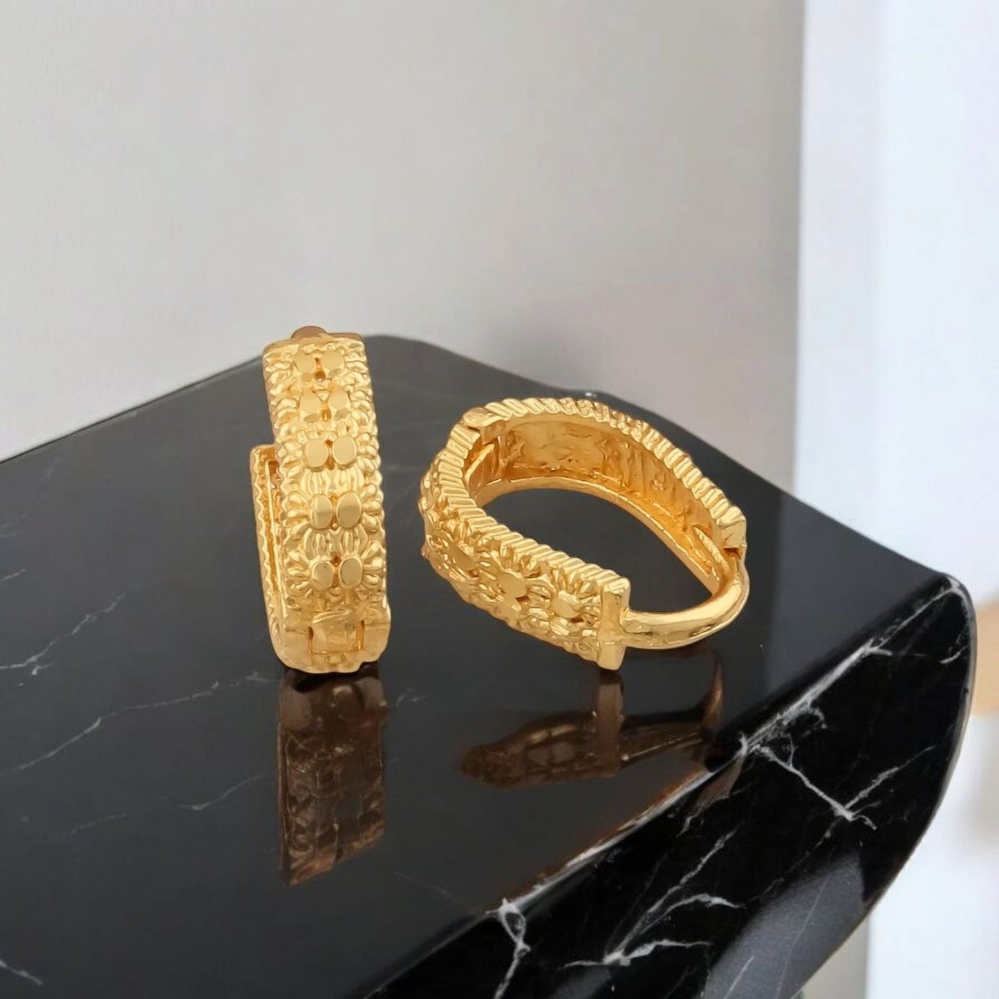 Gold-Plated Leaf Design Hoop Earrings for Women – Stylish Daily Wear Jewelry