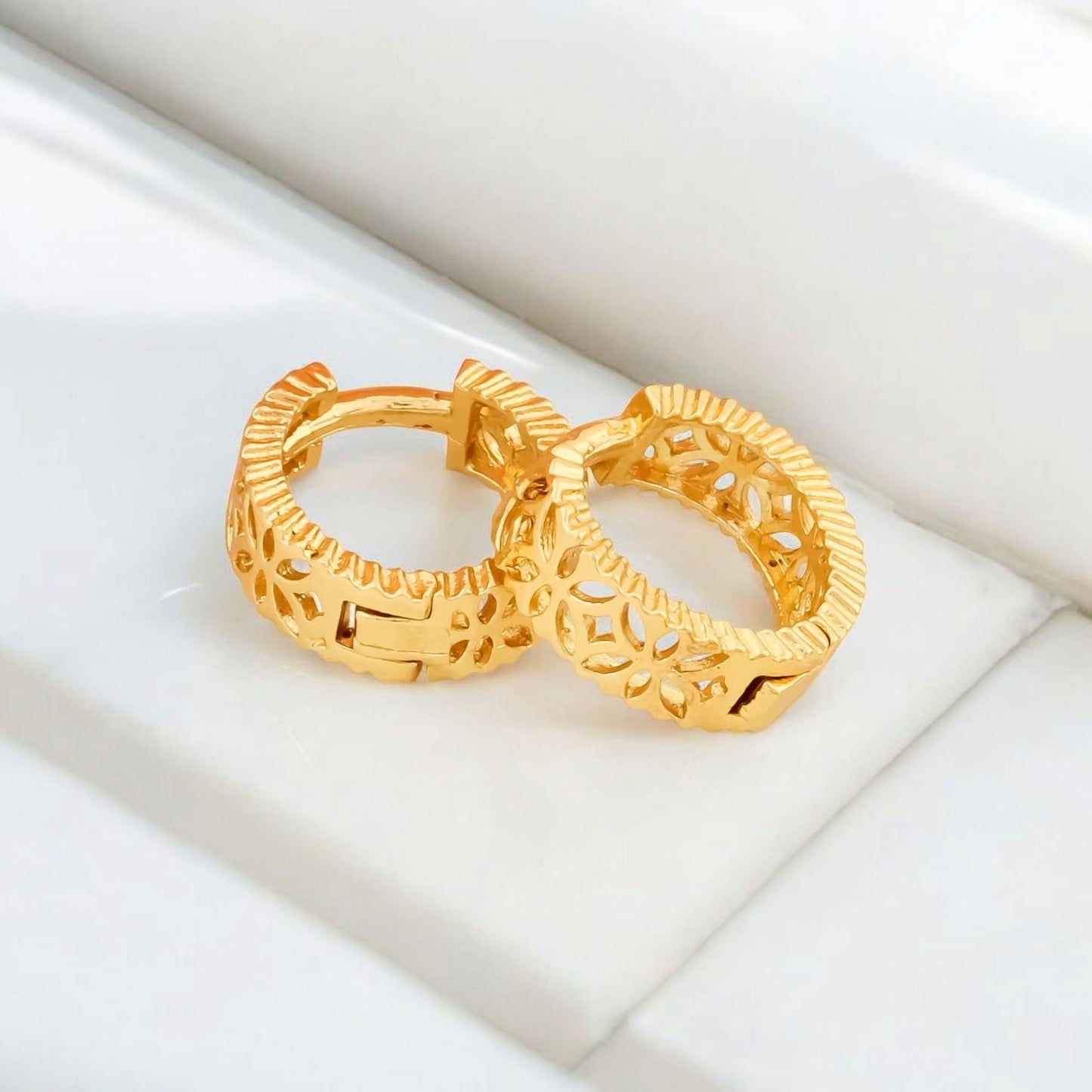 Gold-Plated Leaf Design Hoop Earrings for Women – Stylish Daily Wear Jewelry