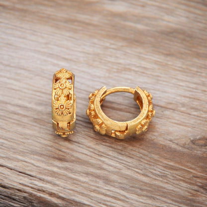 Gold-Plated Leaf Design Hoop Earrings for Women – Stylish Daily Wear Jewelry