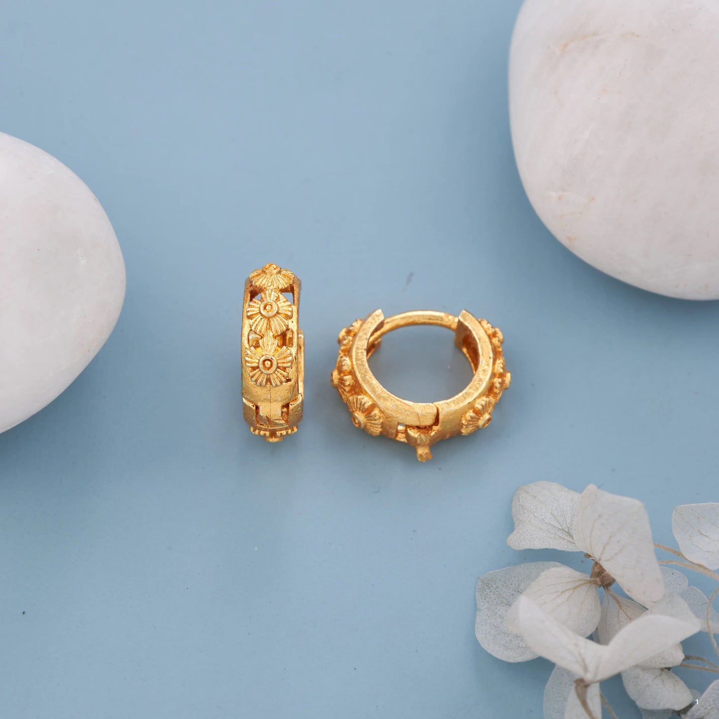 Gold-Plated Leaf Design Hoop Earrings for Women – Stylish Daily Wear Jewelry