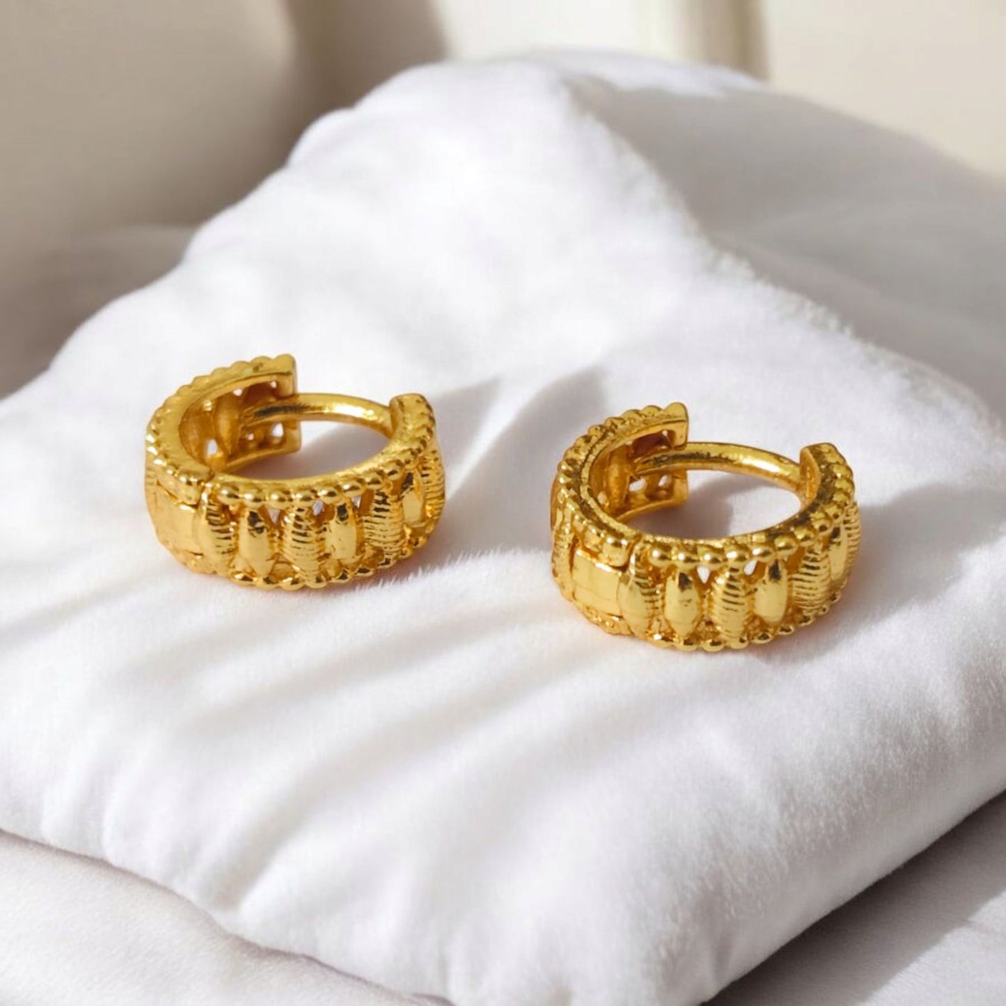 Gold-Plated Leaf Design Hoop Earrings for Women – Stylish Daily Wear Jewelry