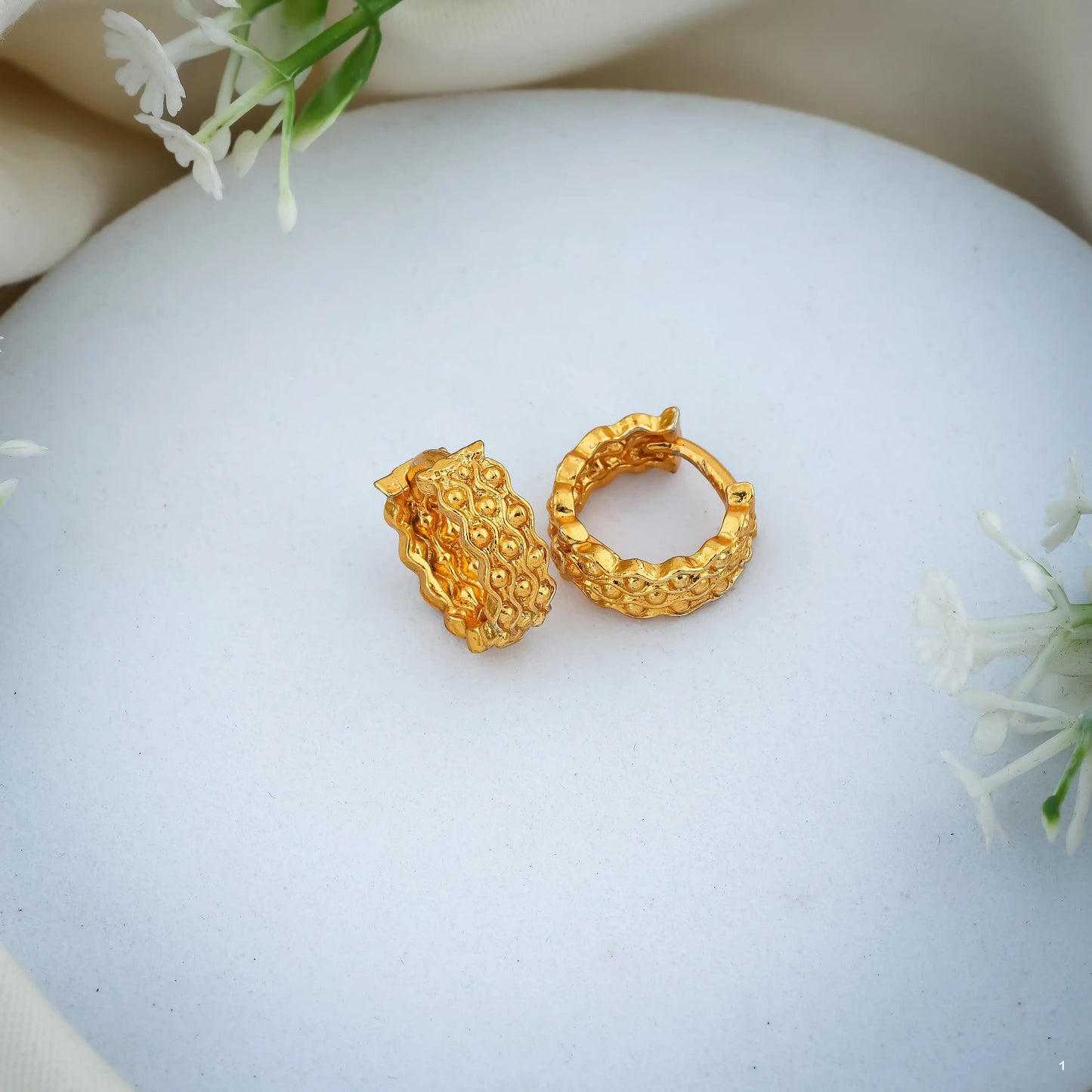 Gold-Plated Leaf Design Hoop Earrings for Women – Stylish Daily Wear Jewelry