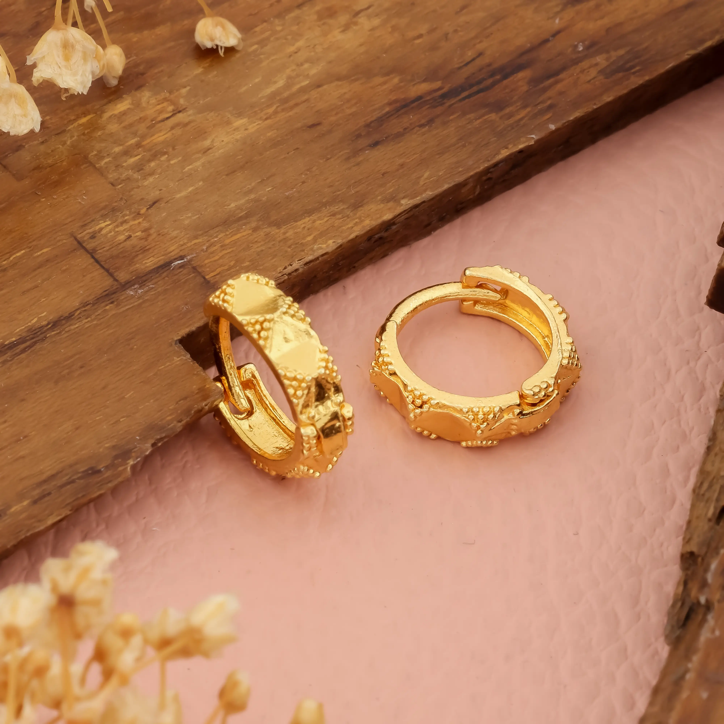 Gold-Plated Leaf Design Hoop Earrings for Women – Stylish Daily Wear Jewelry