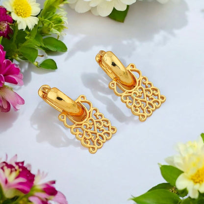 Gold-Plated Leaf Design Hoop Earrings for Women – Stylish Daily Wear Jewelry